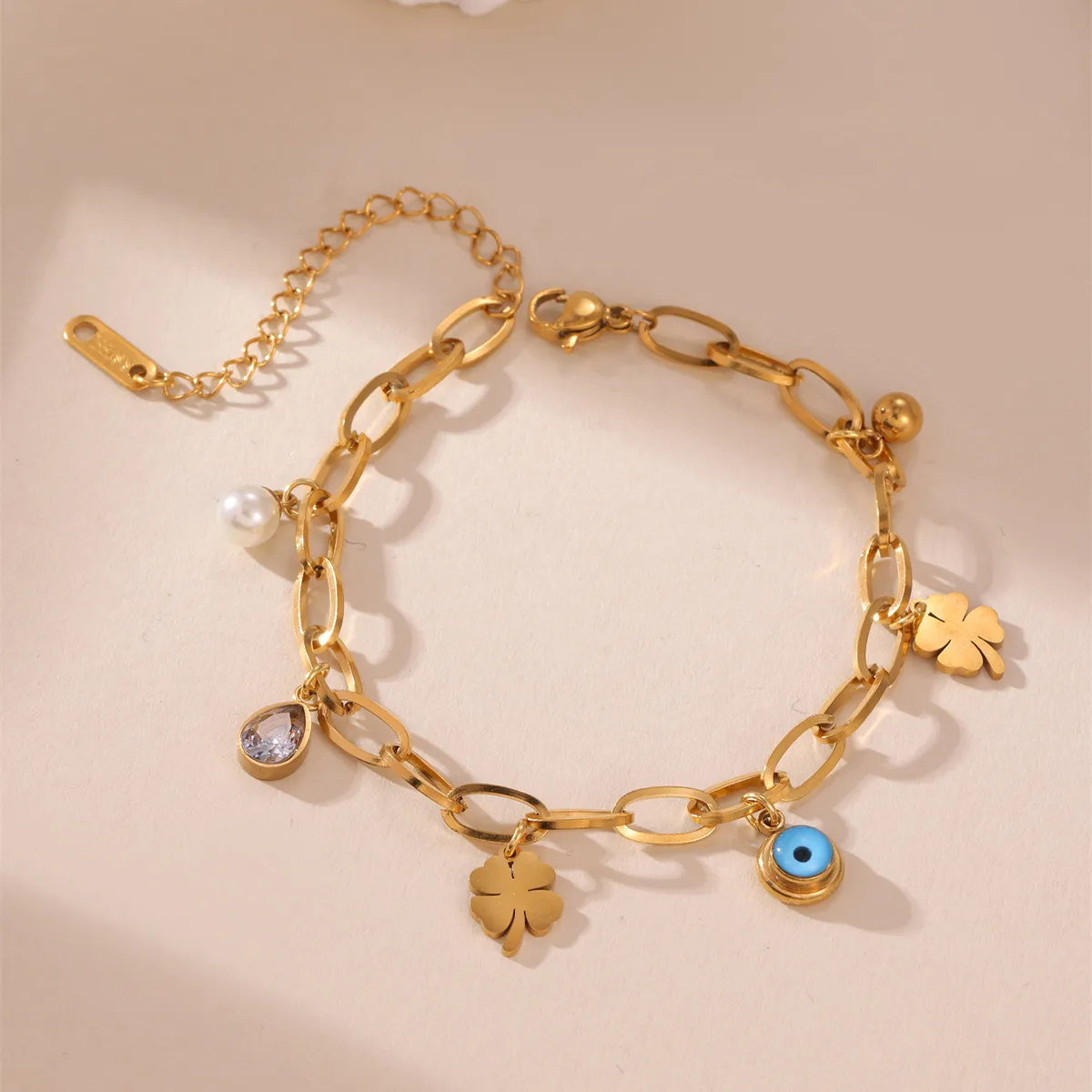 Casual Vintage Style Four Leaf Clover Devil's Eye 304 Stainless Steel 18K Gold Plated Paperclip Chain Snake Chain Bracelets In Bulk display picture 7