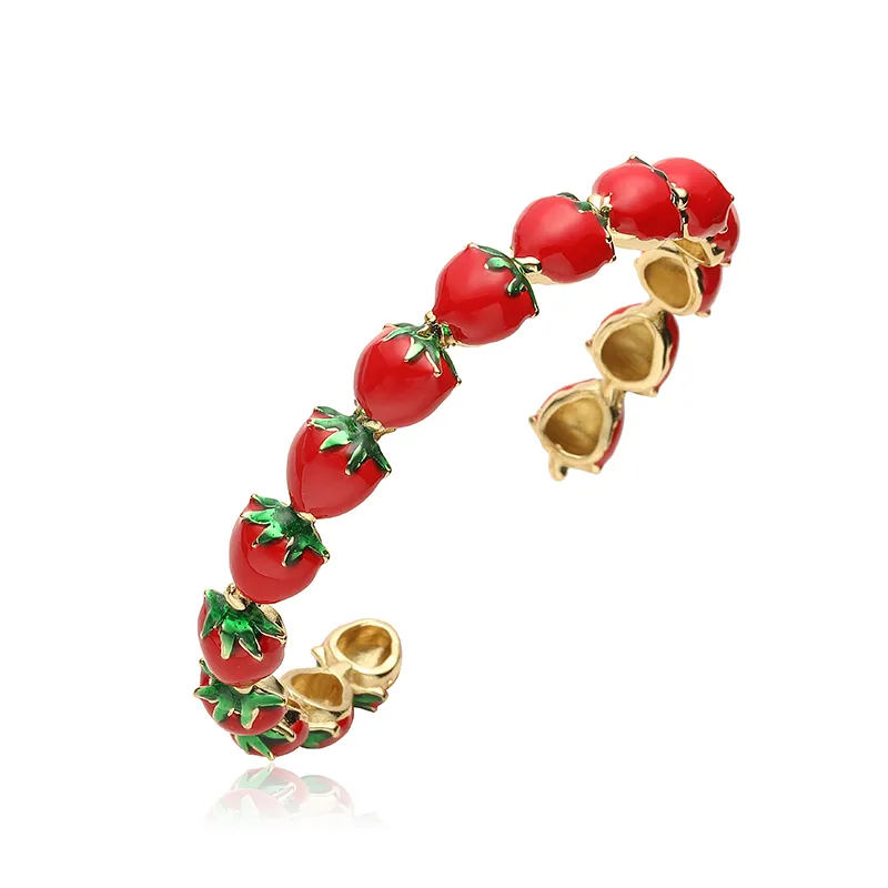 Casual Elegant Sweet Cherry Strawberry Copper Enamel Plating 18K Gold Plated Women's Bangle display picture 5
