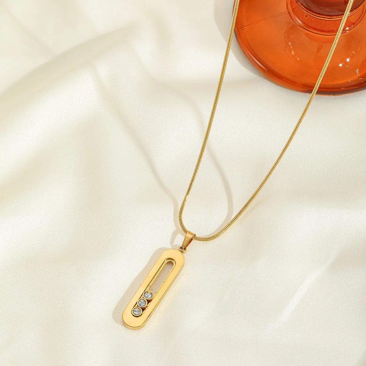 Casual Commute Geometric Rectangle 316 Stainless Steel  Plating Inlay Zircon 18K Gold Plated Women's Pendant Necklace display picture 1