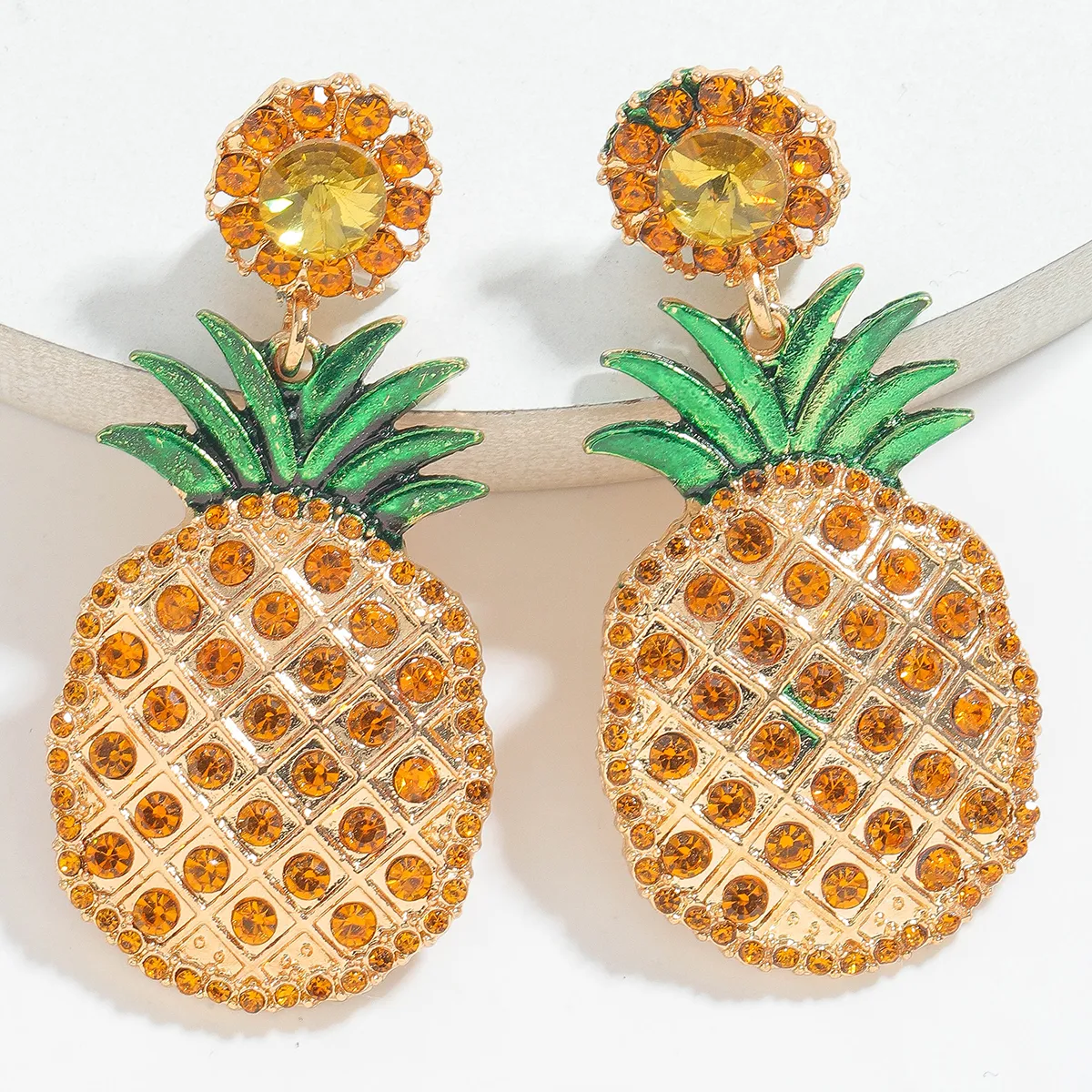 1 Pair Luxurious Pastoral Artistic Cherry Pineapple Arylic Alloy Drop Earrings Ear Studs display picture 4