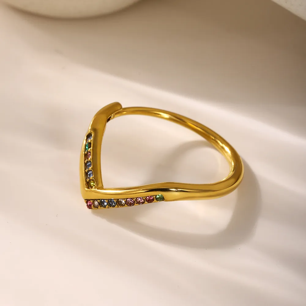 Elegant V Shape 304 Stainless Steel Plating Inlay Zircon 18K Gold Plated Women's Rings display picture 6