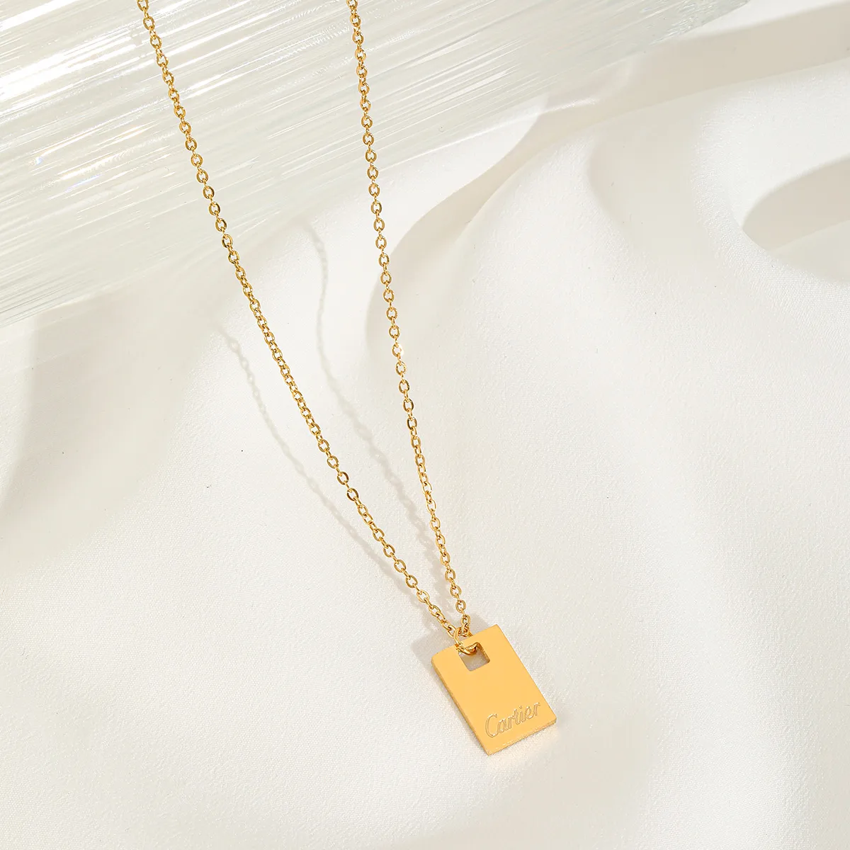 Casual Commute Geometric Rectangle 316 Stainless Steel  Plating Inlay Zircon 18K Gold Plated Women's Pendant Necklace display picture 2