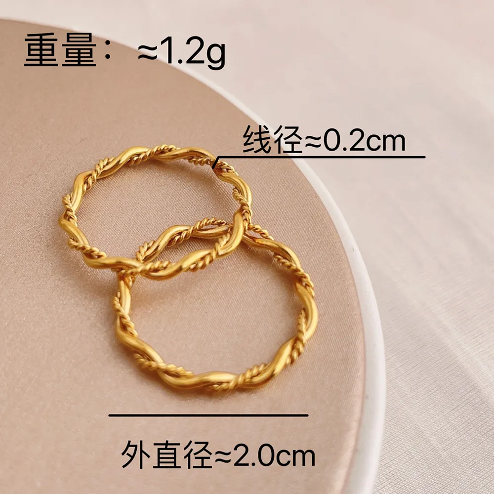 Special-Interest Design Twist Ring Girls Titanium Steel No Fading Ins Style Gold Pigment Ring Simple And Light Luxury Twin Ring display picture 6