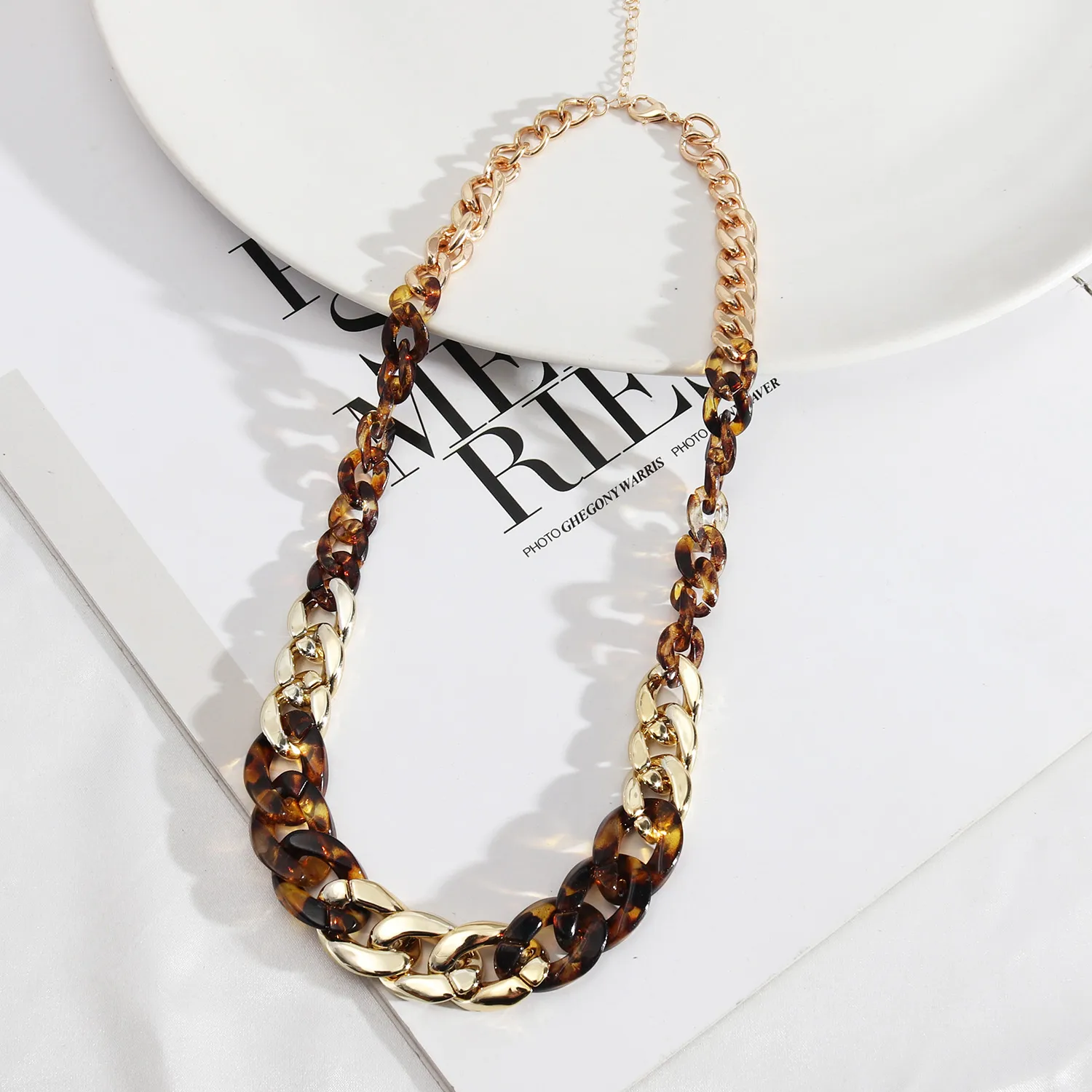 Vintage Style Classic Style Geometric Resin Iron Unisex Necklace display picture 4