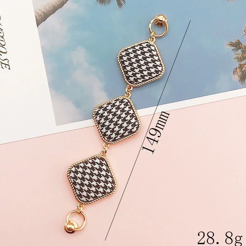 Vacation Simple Style Square Zinc Alloy Jewelry Accessories display picture 1