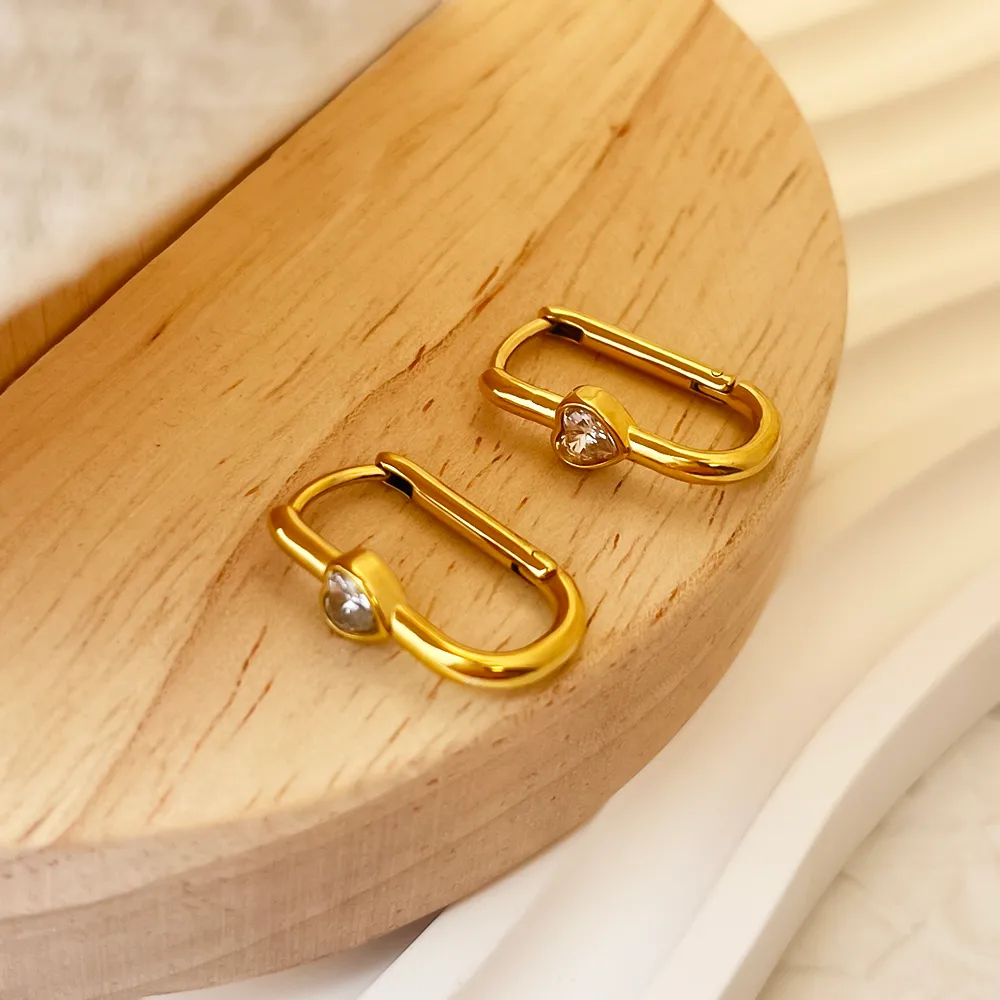 1 Pair Simple Style Heart Shape Plating Inlay 304 Stainless Steel Zircon 18K Gold Plated Earrings display picture 6