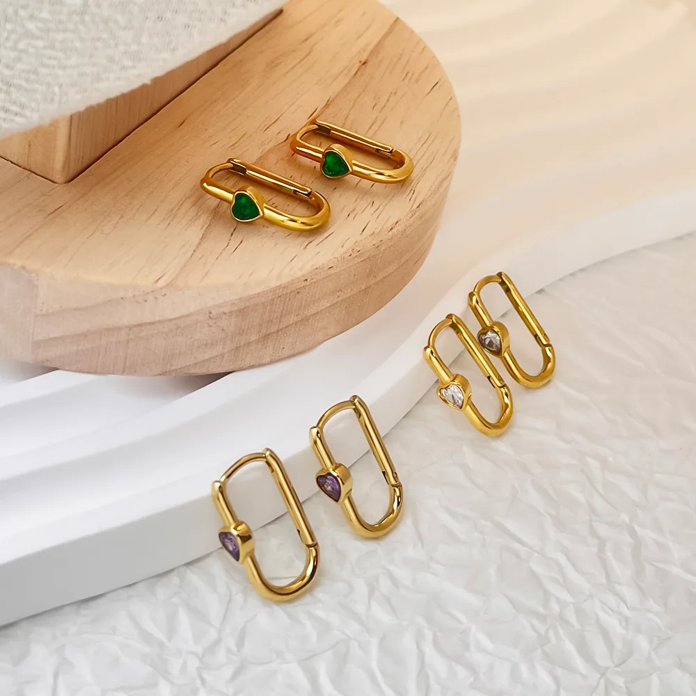 1 Pair Simple Style Heart Shape Plating Inlay 304 Stainless Steel Zircon 18K Gold Plated Earrings display picture 3