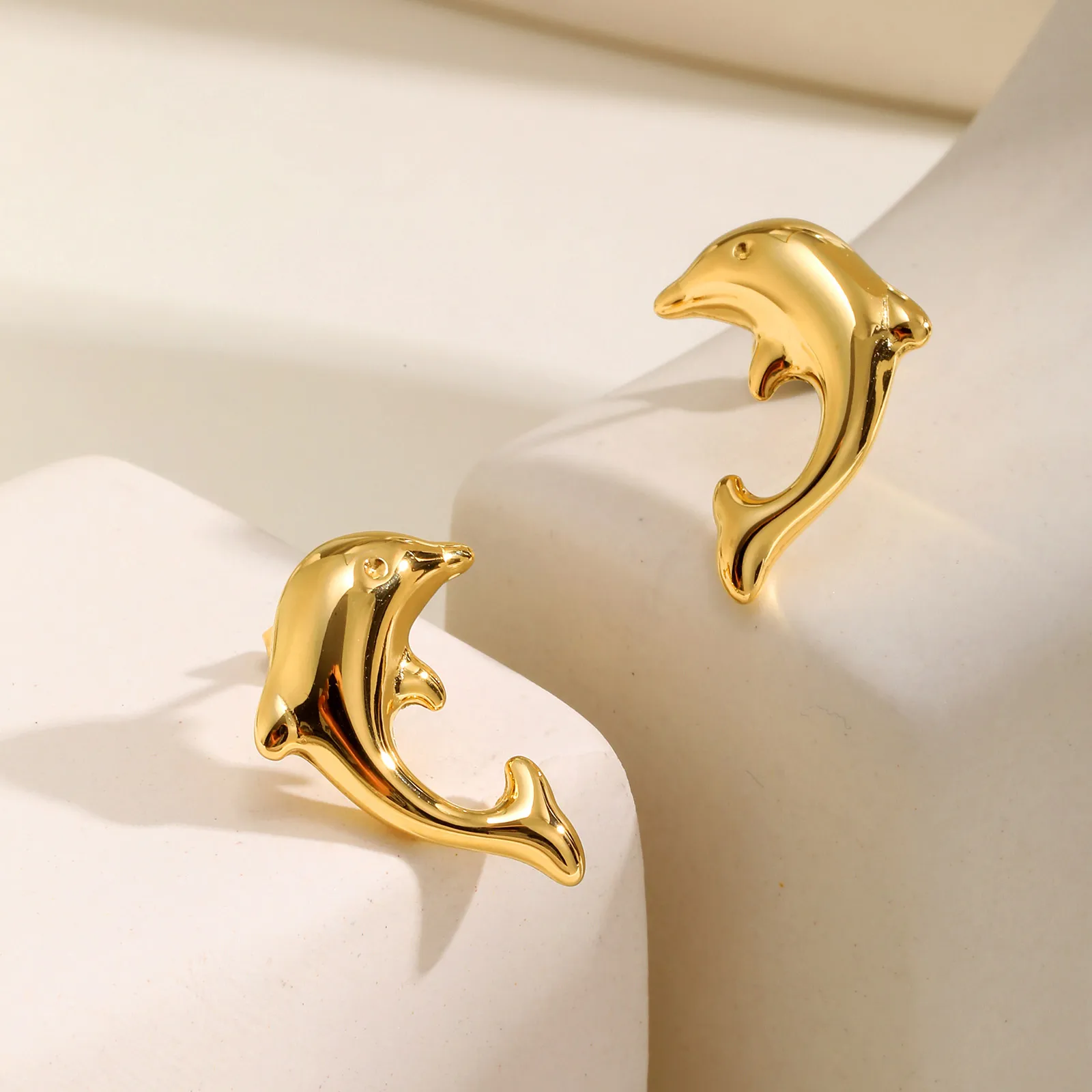 1 Pair Vintage Style Simple Style Dolphin 201 Stainless Steel Ear Studs display picture 3
