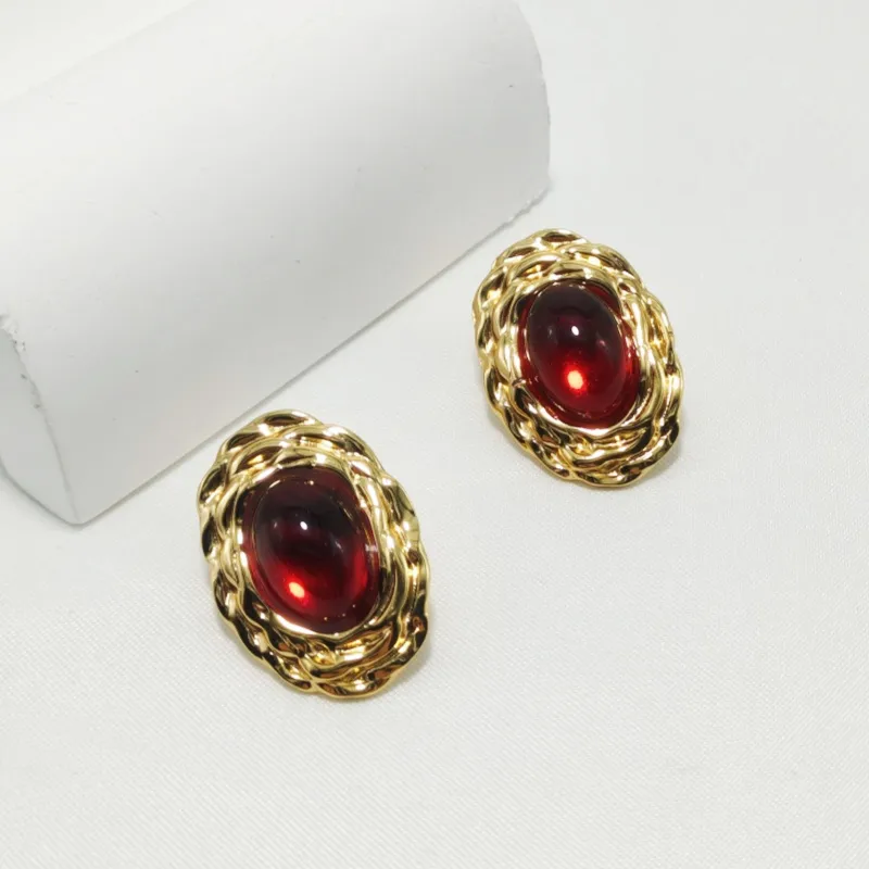 1 Pair Luxurious Lady Commute Oval 304 Stainless Steel Opal 18K Gold Plated Ear Studs display picture 2