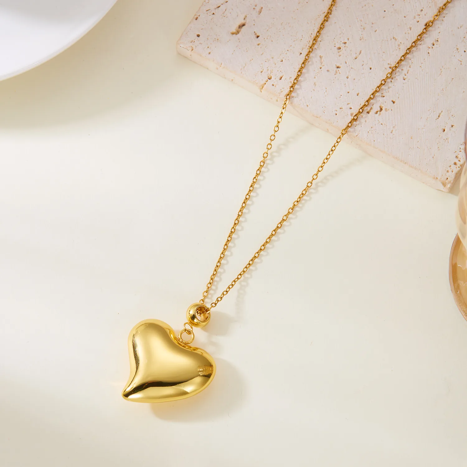 Casual Elegant Modern Style Heart Shape 304 Stainless Steel Women's Pendant Necklace display picture 12