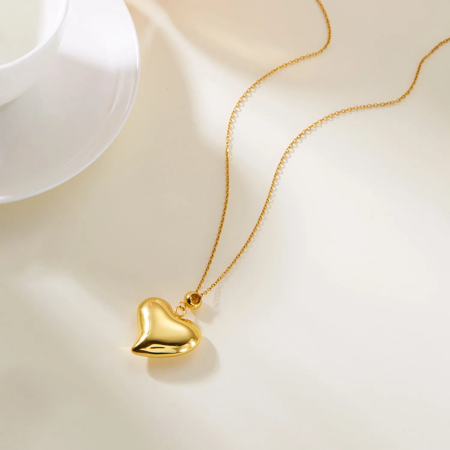 Casual Elegant Modern Style Heart Shape 304 Stainless Steel Women's Pendant Necklace display picture 14