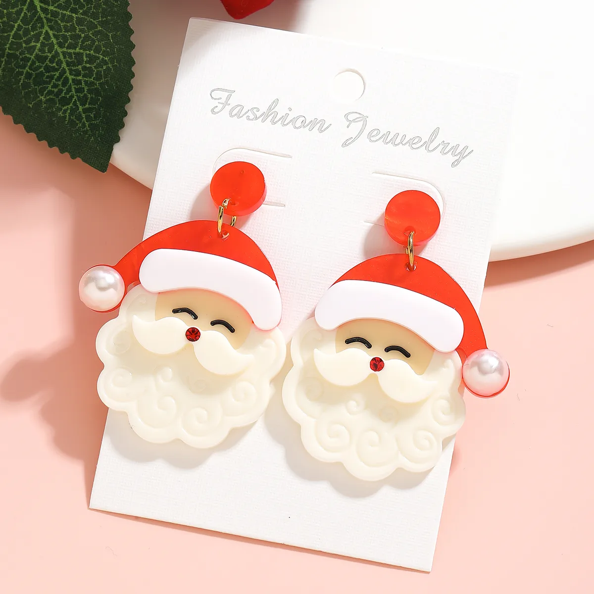 1 Pair Luxurious Hedgehog Santa Claus Arylic Imitation Pearl Alloy Drop Earrings display picture 2