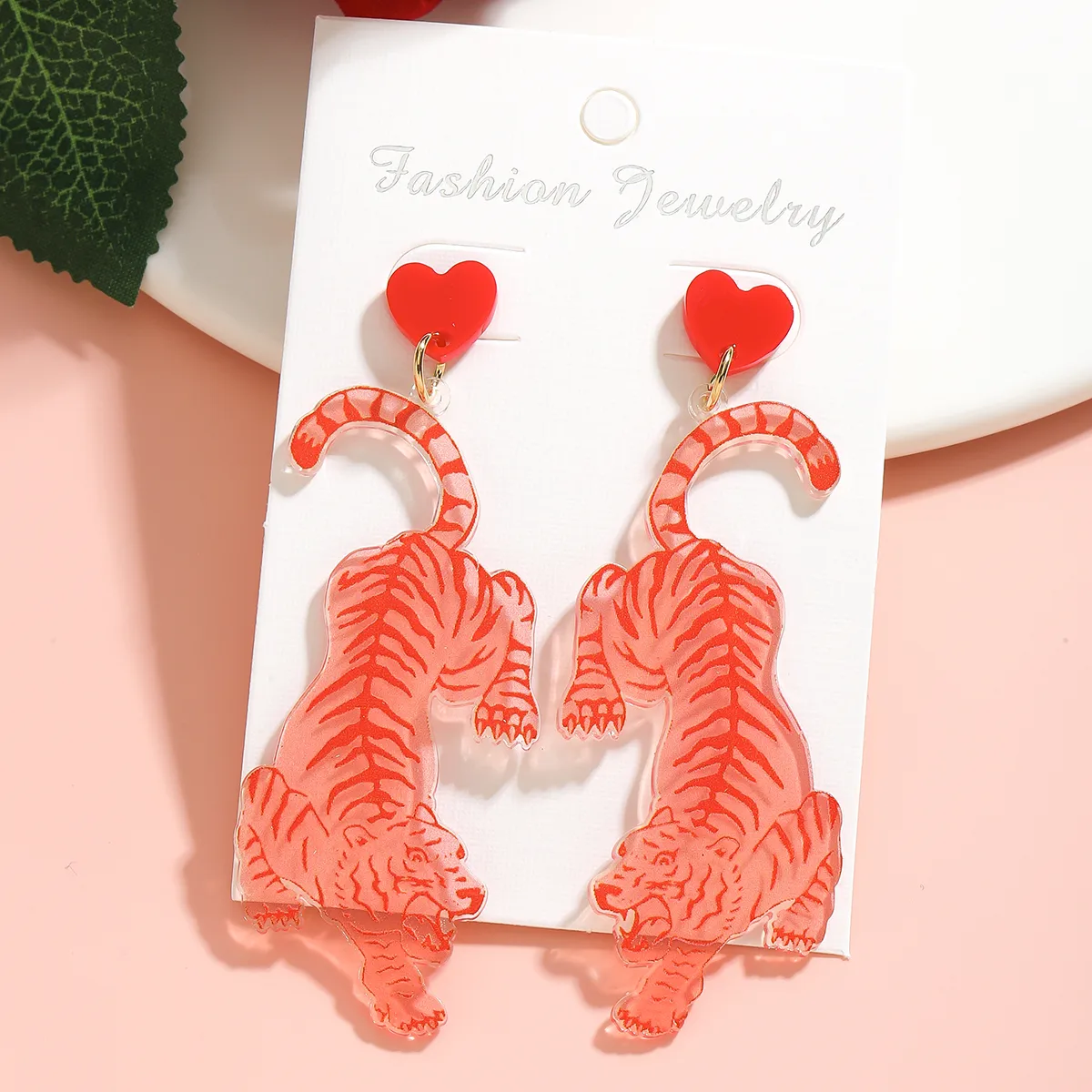 1 Pair Luxurious Hedgehog Santa Claus Arylic Imitation Pearl Alloy Drop Earrings display picture 5