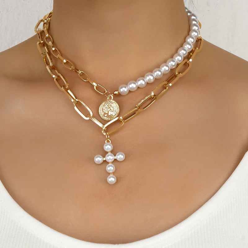 Elegant Glam Vintage Style Round Heart Shape Eye Imitation Pearl Alloy Women's Layered Necklaces Pendant Necklace display picture 30