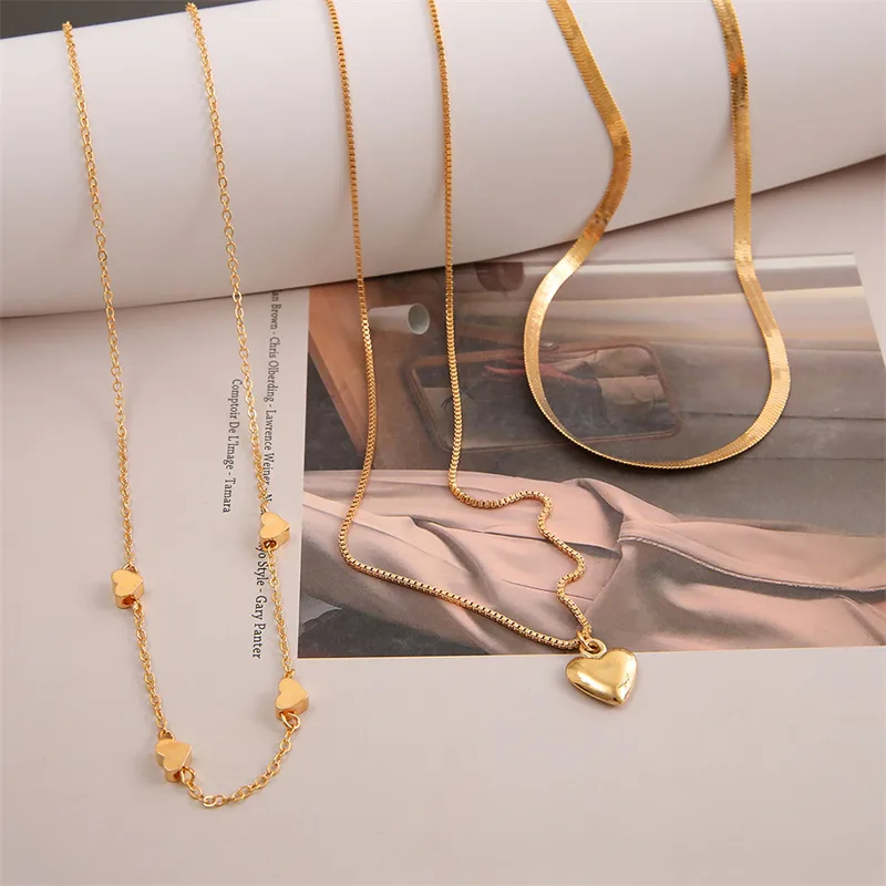 Elegant Glam Vintage Style Round Heart Shape Eye Imitation Pearl Alloy Women's Layered Necklaces Pendant Necklace display picture 36