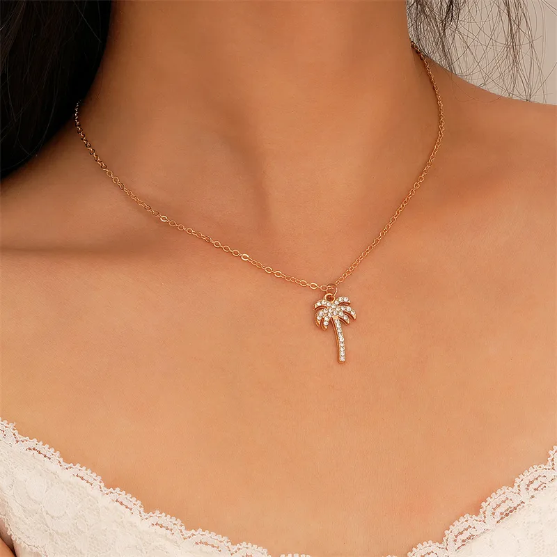 Elegant Glam Vintage Style Round Heart Shape Eye Imitation Pearl Alloy Women's Layered Necklaces Pendant Necklace display picture 53