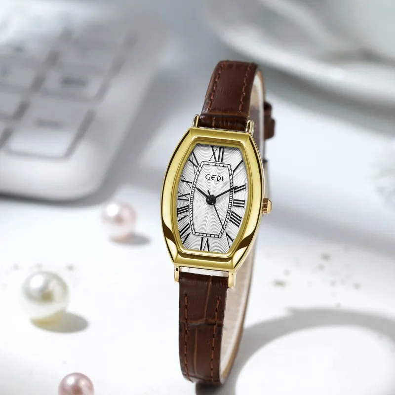 Vintage Style Letter Buckle Quartz display picture 2