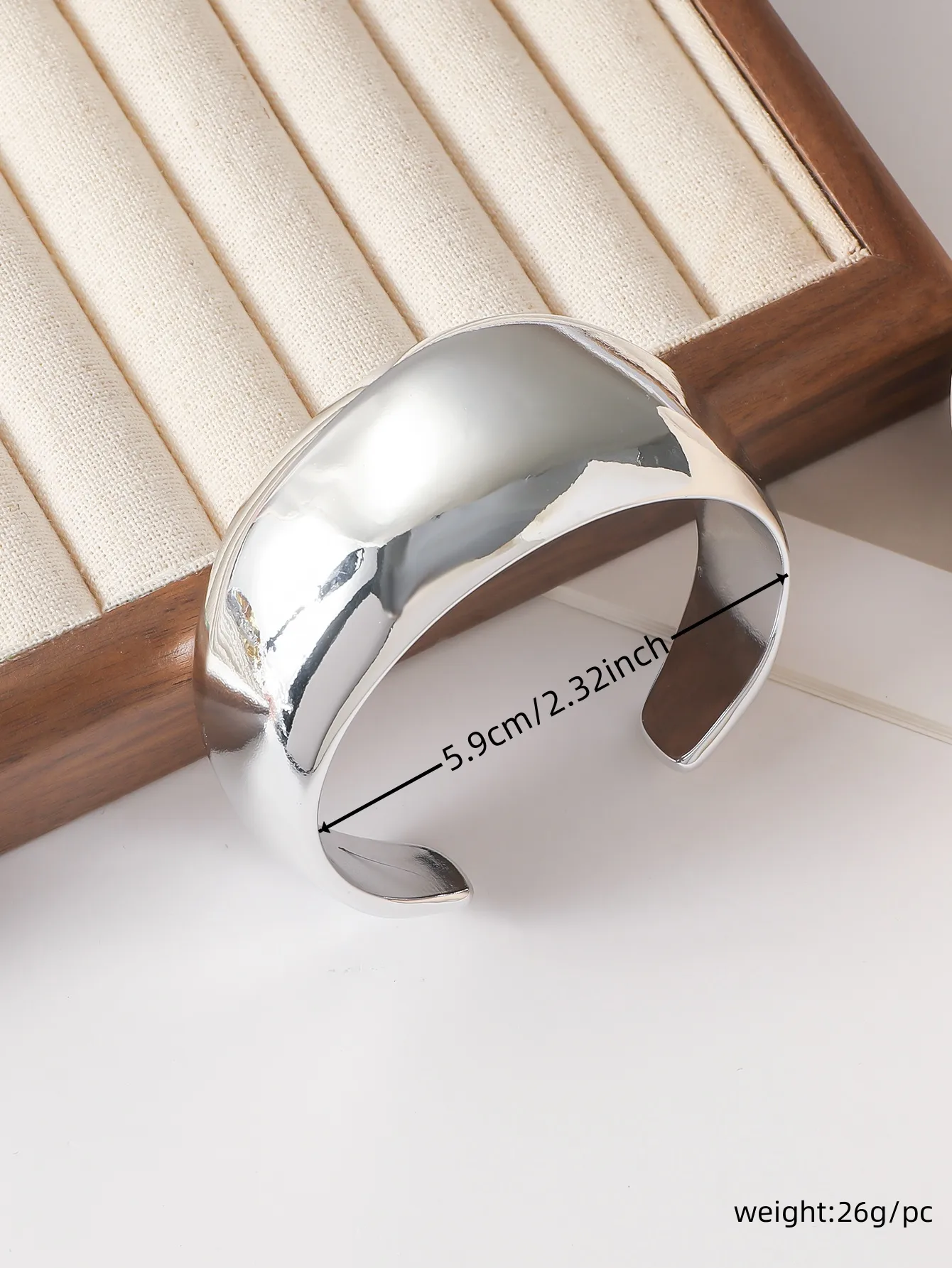 Vintage Style Irregular CCB Women's Bangle display picture 3