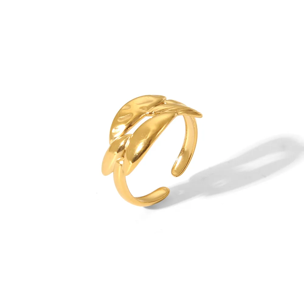 Vacation Classic Style Heart Shape 304 Stainless Steel Heart Flowers Hollow Out 18K Gold Plated Unisex Rings display picture 23