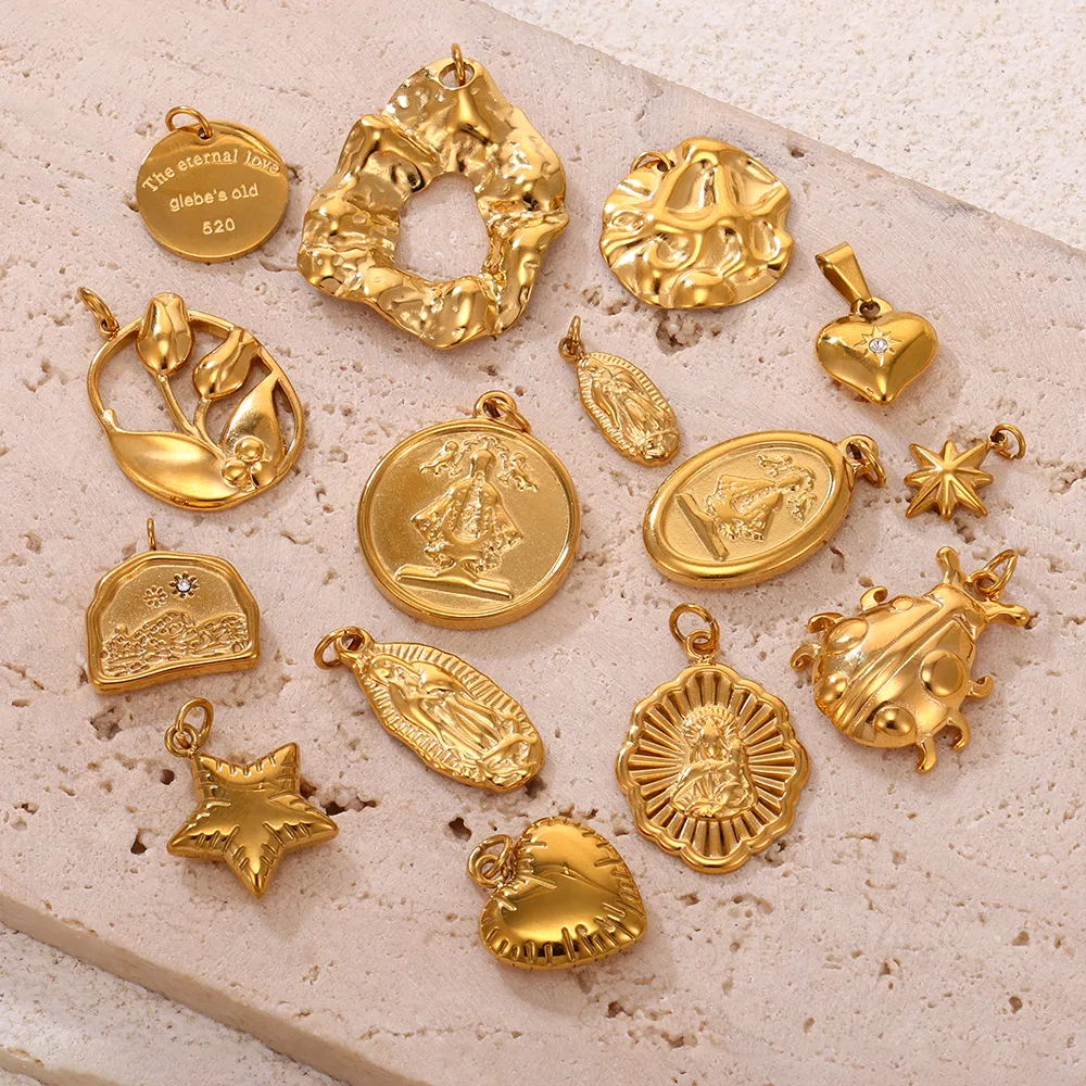 18K Gold Plated Geometric Pendant display picture 8