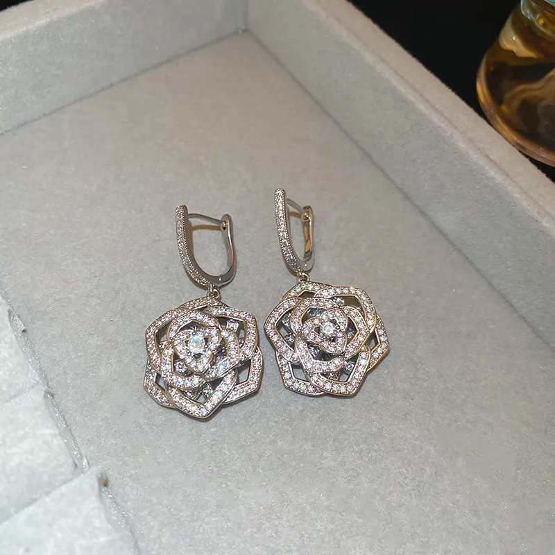 1 Pair Elegant Glam Flower Copper Drop Earrings display picture 3