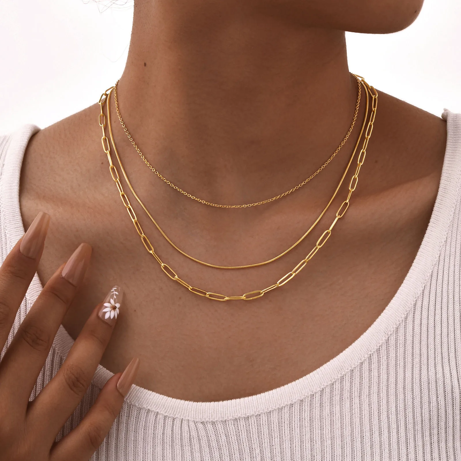 Elegant Solid Color 304 Stainless Steel Titanium Steel Plating 18K Gold Plated Women's Double Layer Necklaces display picture 7