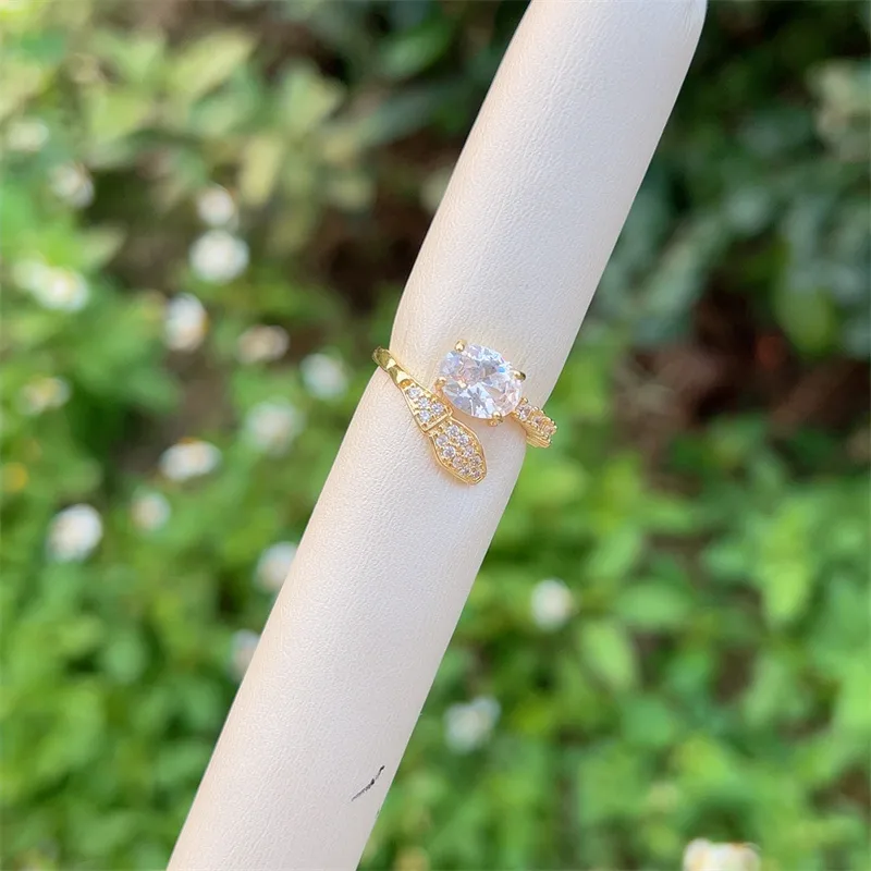 Classic Style Geometric Heart Shape Copper Inlay Zircon 18K Gold Plated Women's Open Rings display picture 10