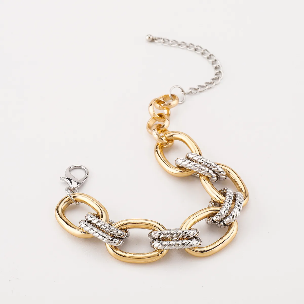 Simple Style Commute Geometric Alloy Iron Aluminum Plating Women's Bracelets Necklace display picture 5