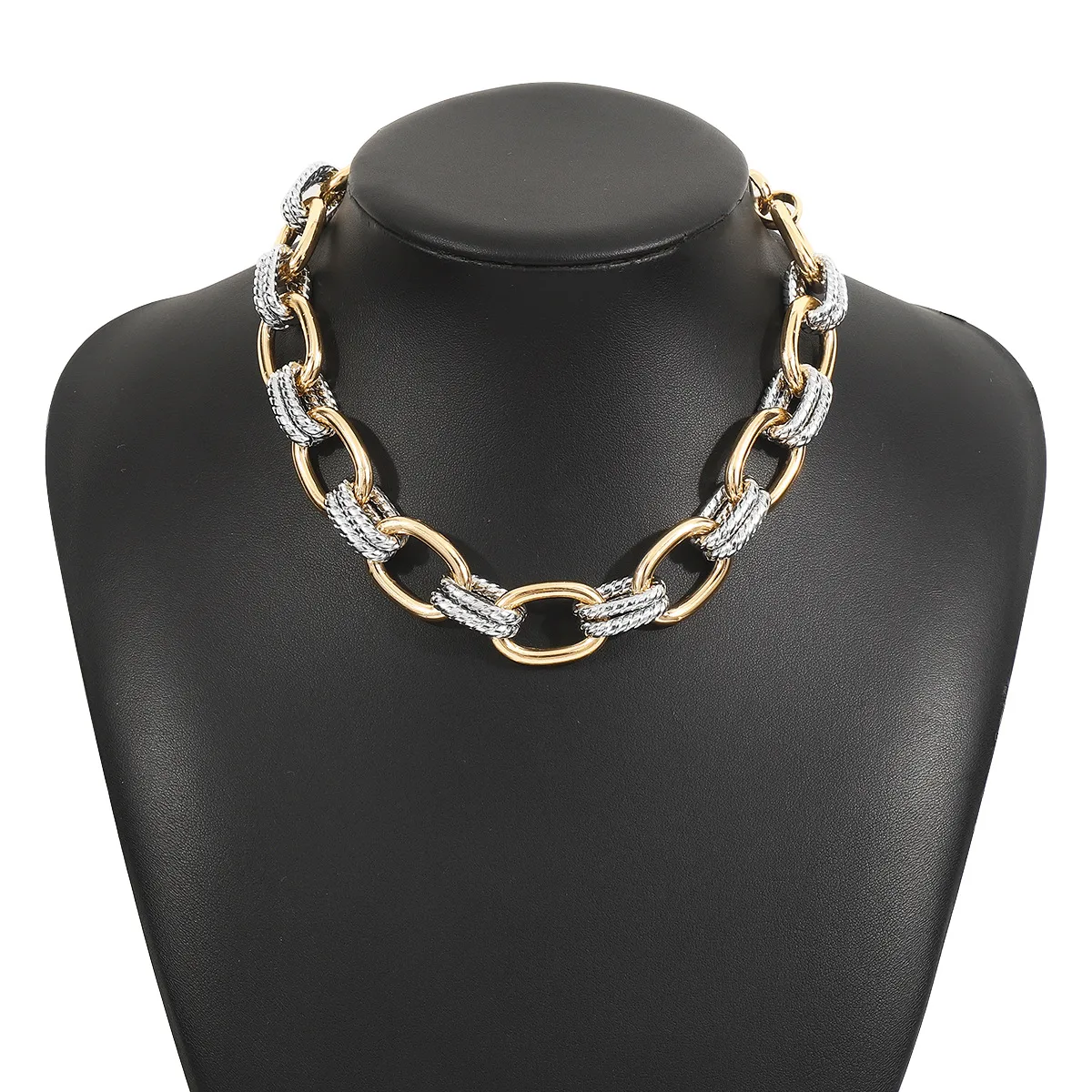 Simple Style Commute Geometric Alloy Iron Aluminum Plating Women's Bracelets Necklace display picture 13