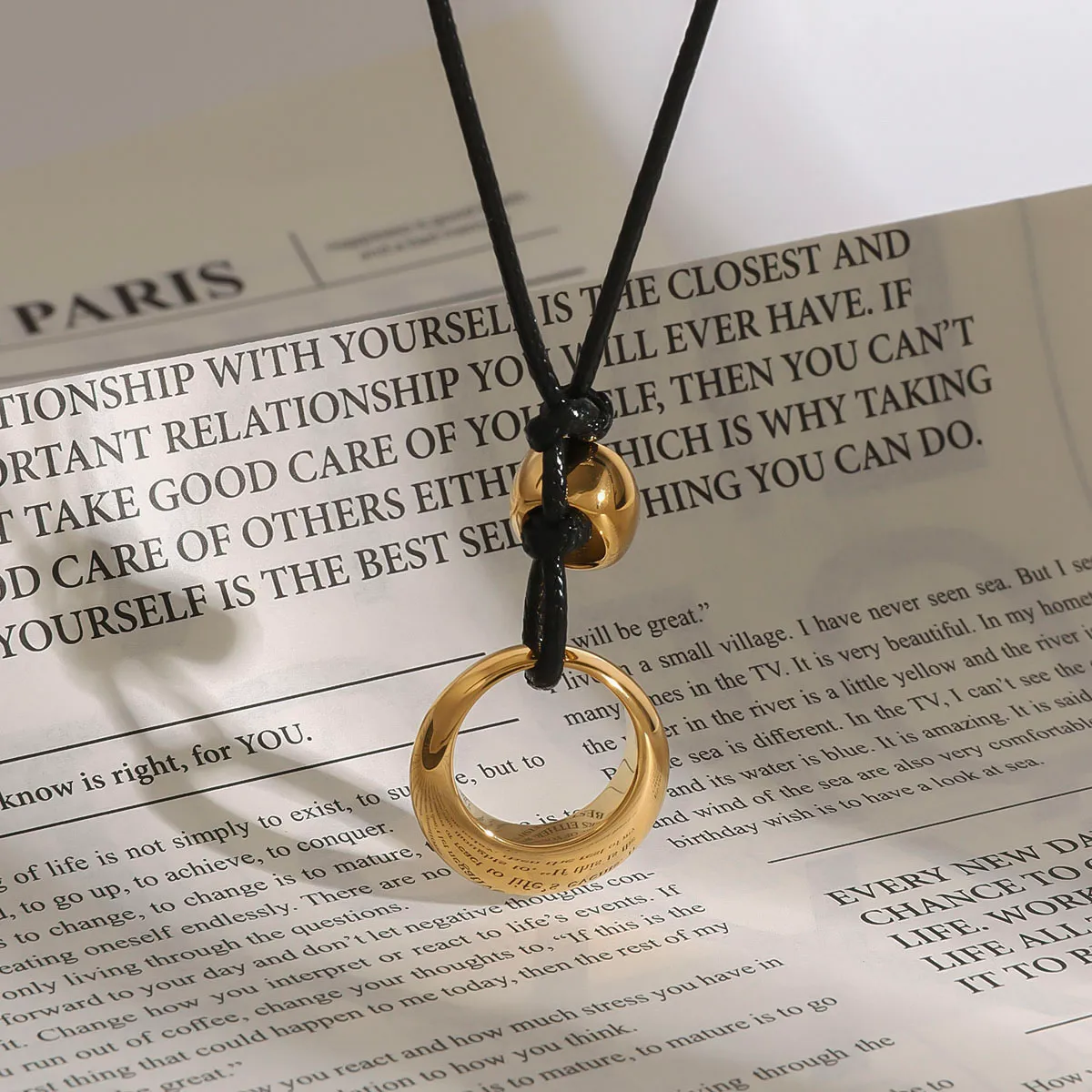 Modern Style Simple Style Irregular Circle 304 Stainless Steel Wax Rope Women's Pendant Necklace display picture 6