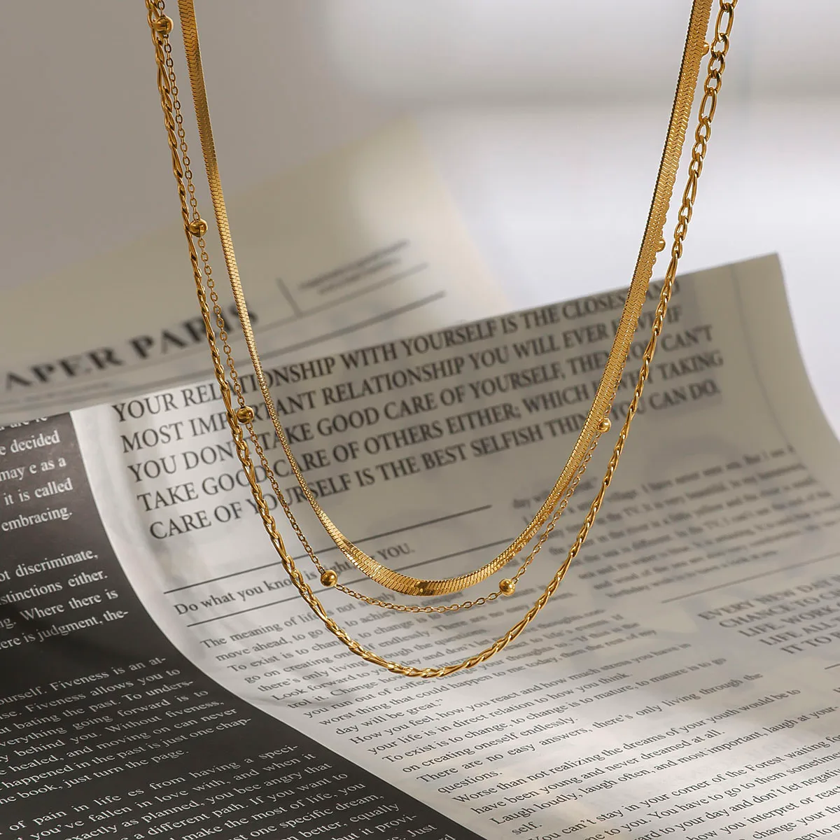 Modern Style Simple Style Solid Color 304 Stainless Steel Women's Three Layer Necklace display picture 3