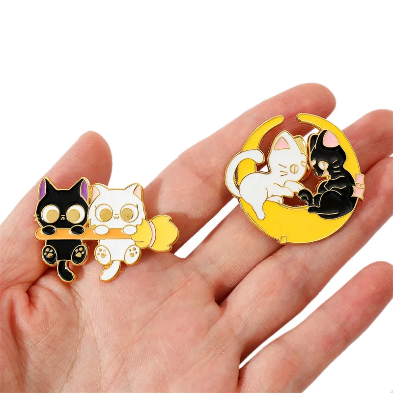 Cartoon Style Cat Alloy Plating Unisex Brooches display picture 5