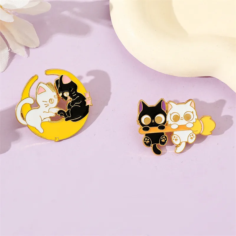 Cartoon Style Cat Alloy Plating Unisex Brooches display picture 7