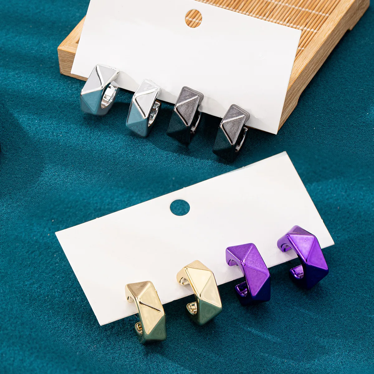 1 Pair Hip-Hop Retro Cool Style Geometric CCB Ear Studs display picture 4