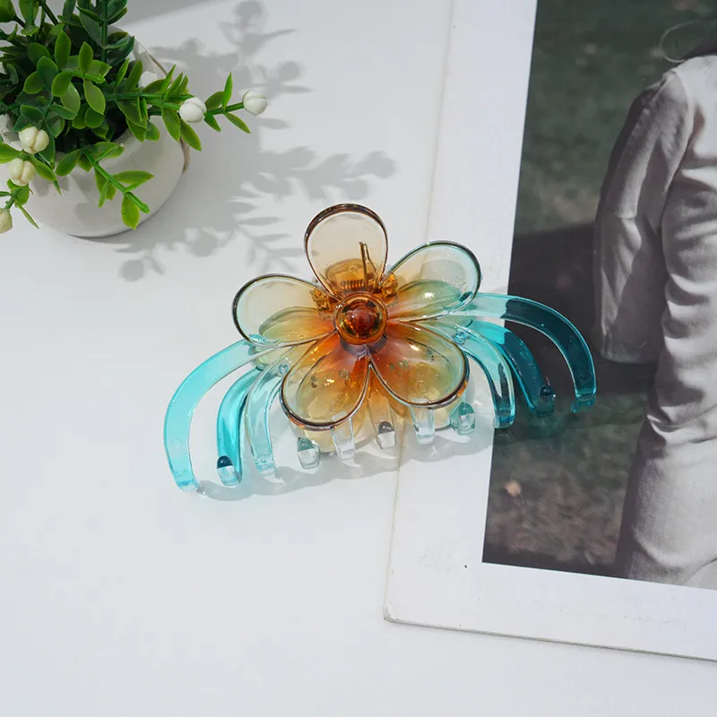 Women's Sweet Simple Style Flower Resin Hair Claws display picture 7