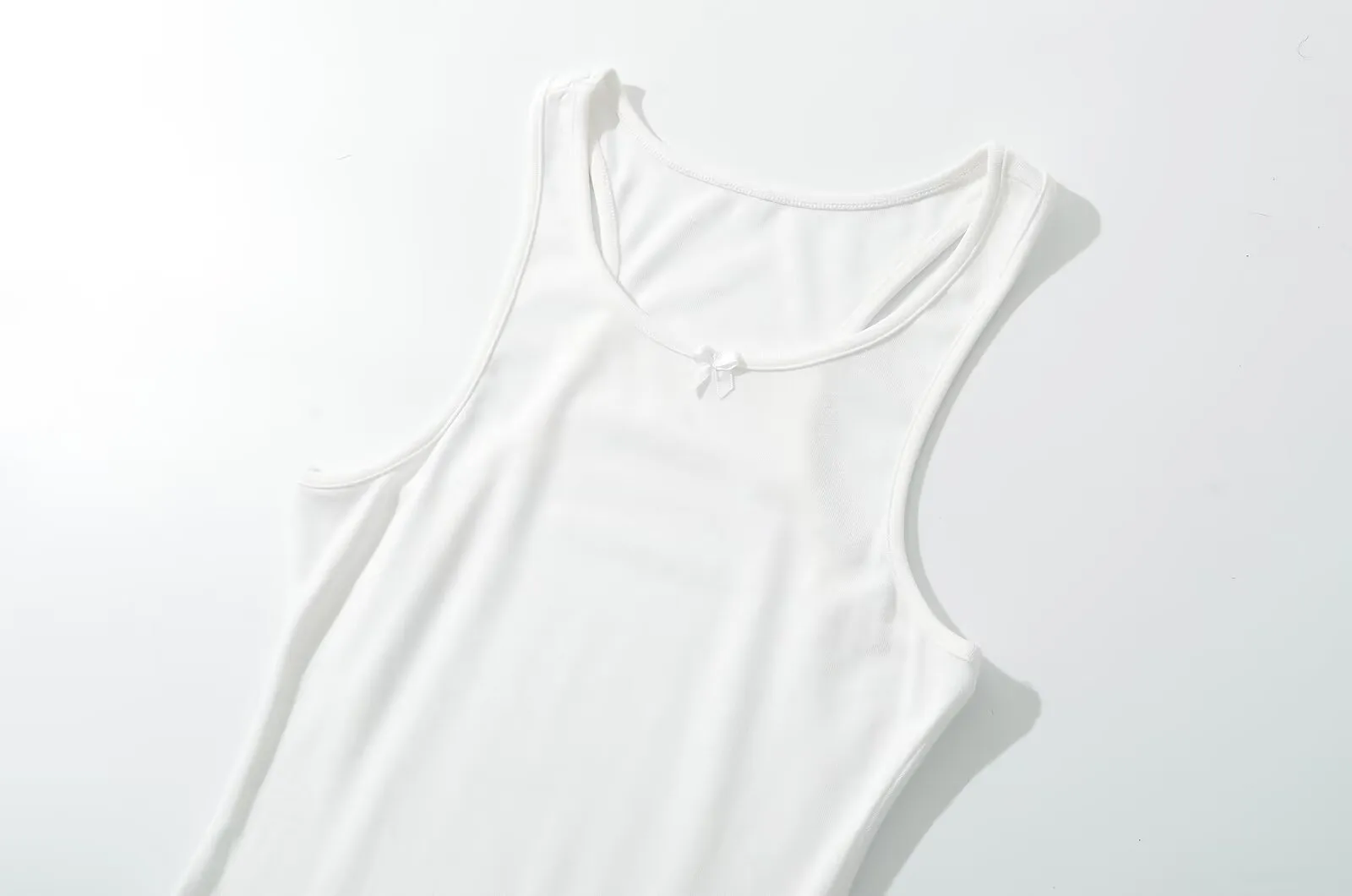 Women's A- Line Skirt Streetwear Round Neck Sleeveless Solid Color Above Knee Holiday Banquet Selfie display picture 6