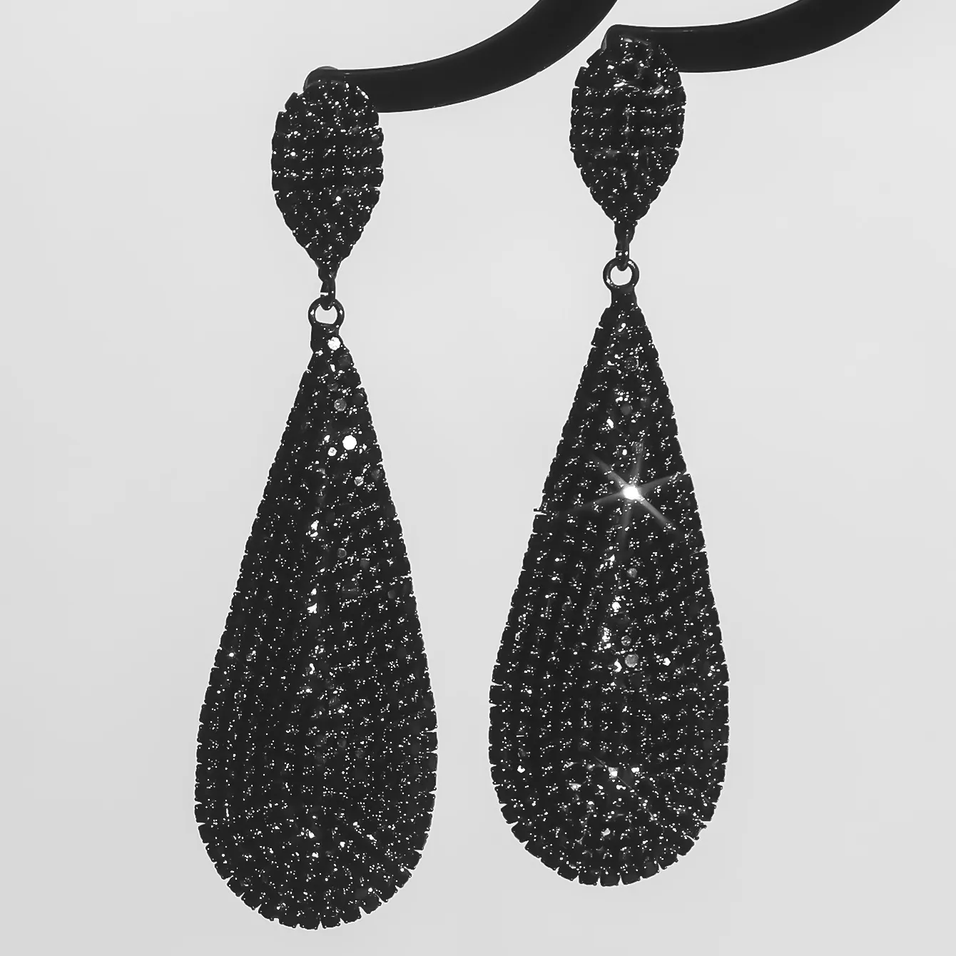 1 Pair Vacation Simple Style Solid Color Inlay Copper Rhinestones Ear Studs display picture 63