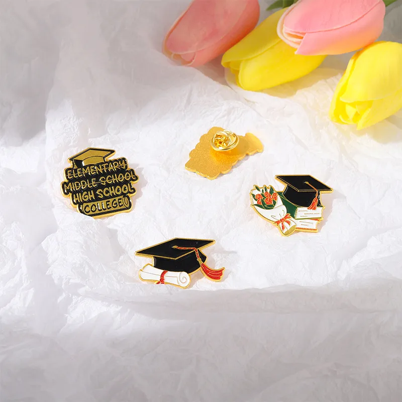 Casual Simple Style Letter Hat Rose Alloy Unisex Brooches display picture 7