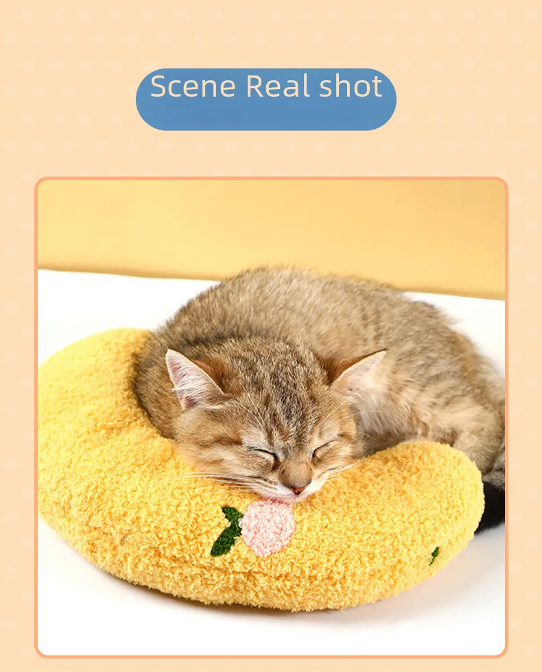 Pet Pillow Dog Cat Sleeping Moon Small Dog Plush Cushion Mat Pet Supplies Fluffy Bed Cat Nest Comfortable Sleep Surface display picture 7