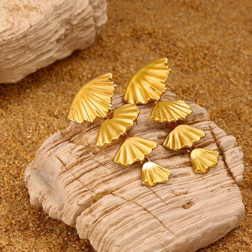 1 Pair Vintage Style Vacation Shell 304 Stainless Steel 316 Stainless Steel  18K Gold Plated Drop Earrings display picture 3