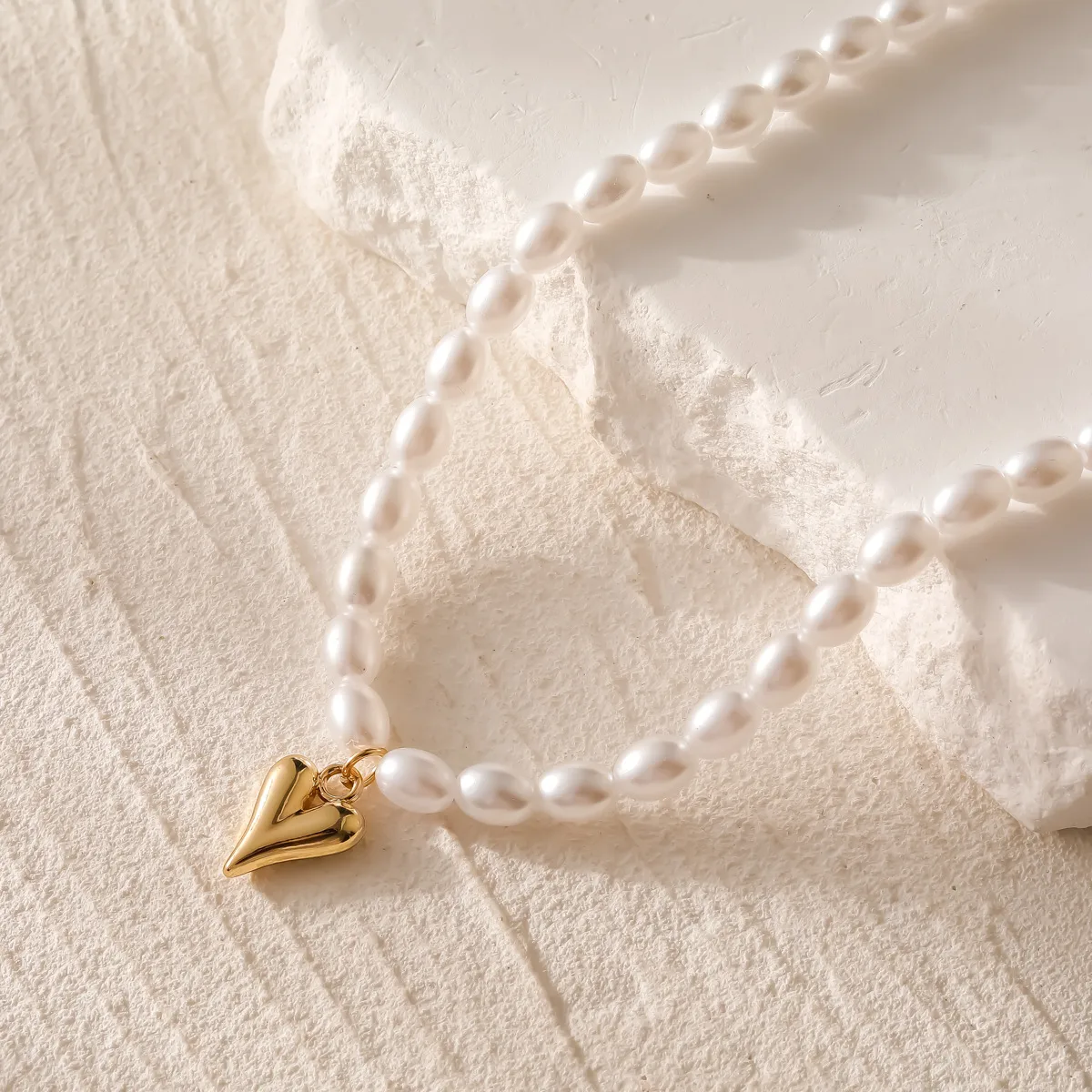 Simple Style Classic Style Heart Shape 304 Stainless Steel Artificial Pearl Plating Women's Pendant Necklace display picture 1