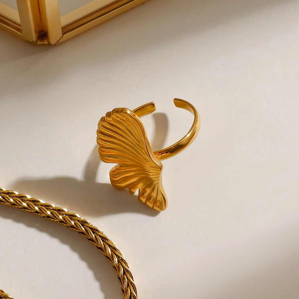 Modern Style Simple Style Ginkgo Leaf 304 Stainless Steel Women's Open Rings Rings display picture 1