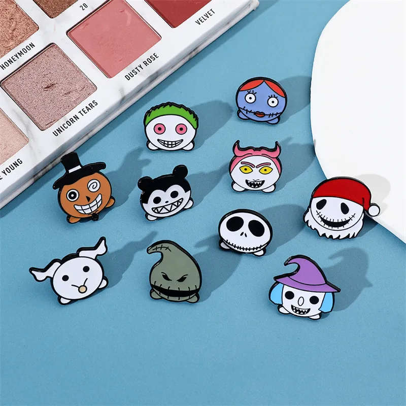 Cartoon Style Cute Funny Clown Ghost Skull Alloy Stamping Stoving Varnish Plating Unisex Brooches display picture 22