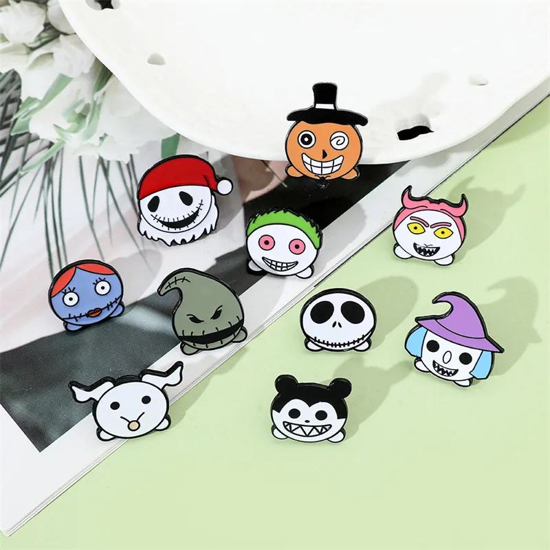 Cartoon Style Cute Funny Clown Ghost Skull Alloy Stamping Stoving Varnish Plating Unisex Brooches display picture 29