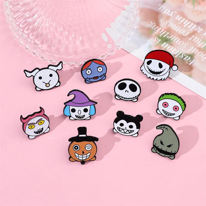 Cartoon Style Cute Funny Clown Ghost Skull Alloy Stamping Stoving Varnish Plating Unisex Brooches display picture 32
