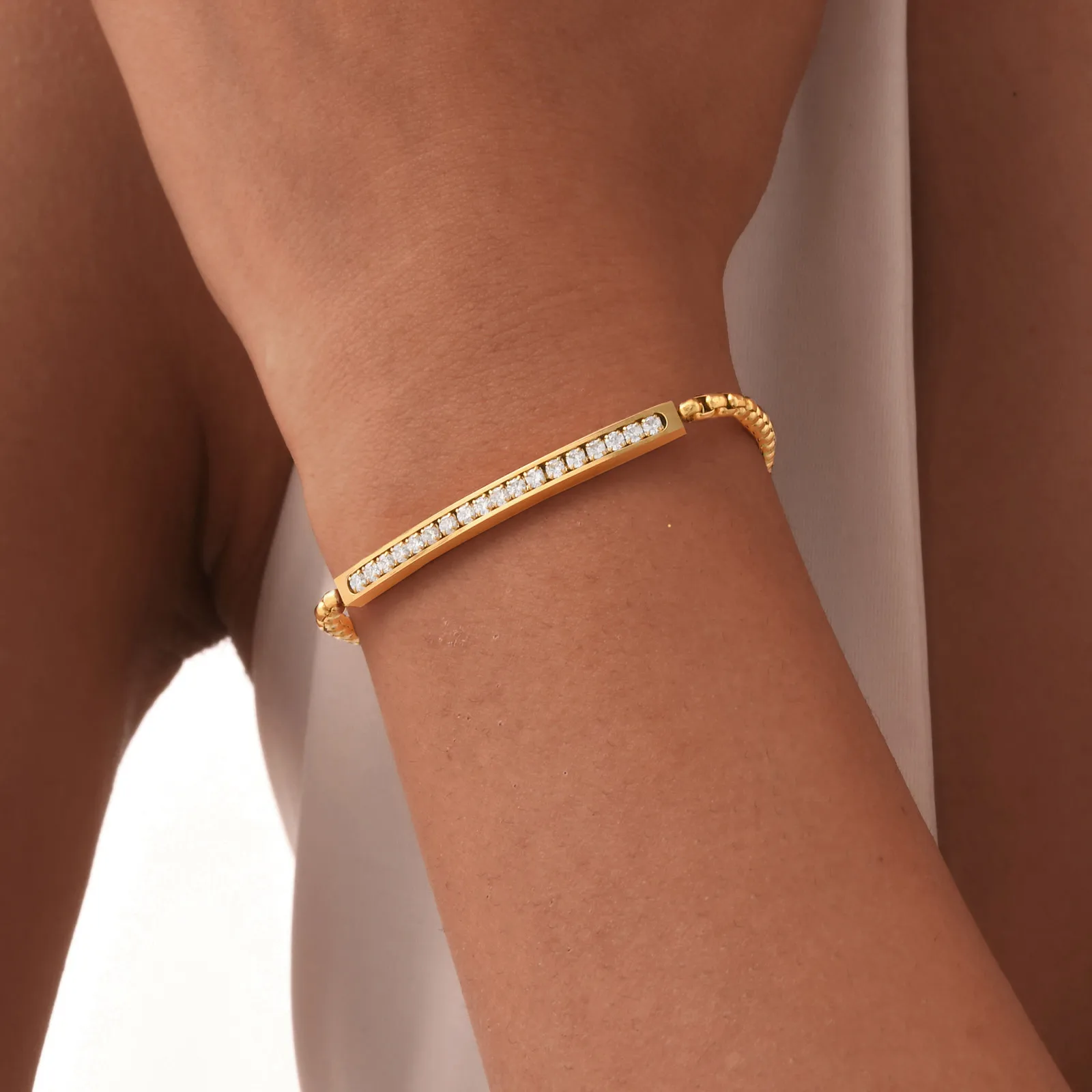 Vintage Style Simple Style Geometric 201 Stainless Steel Women's Bracelets display picture 4