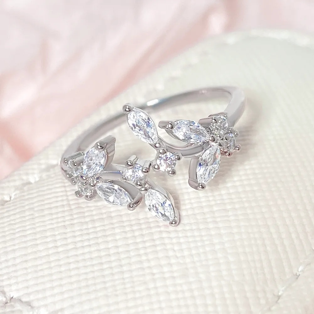 Elegant Leaves Copper Zircon K Gold Plated White Gold Plated Women's Open Rings display picture 8