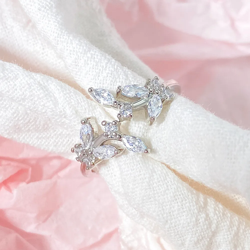 Elegant Leaves Copper Zircon K Gold Plated White Gold Plated Women's Open Rings display picture 1