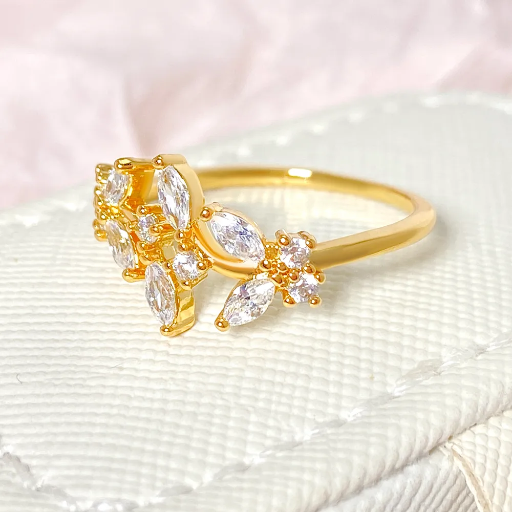 Elegant Leaves Copper Zircon K Gold Plated White Gold Plated Women's Open Rings display picture 12