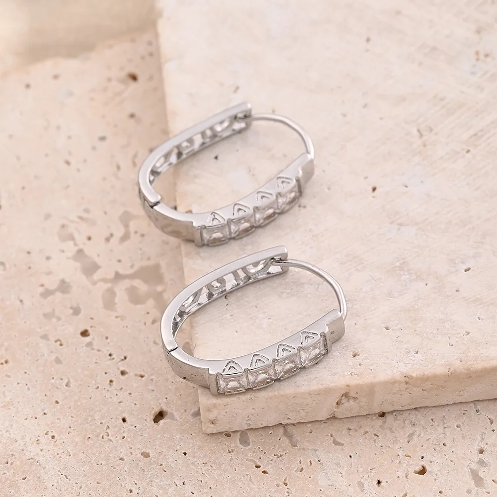 1 Pair/Package Casual Modern Style Simple Style U Shape Polishing Plating Inlay Copper Zircon 18K Gold Plated White Gold Plated Hoop Earrings Earrings display picture 2